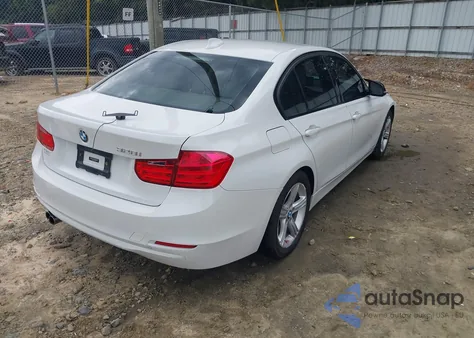 2015 BMW 328I z USA, uszkodzony, nr VIN WBA3A5C5XFF606617